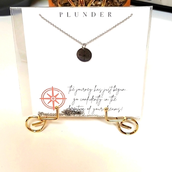 Compass Necklace Plunder Stainless Steel with engraved compass - Picture 3 of 4